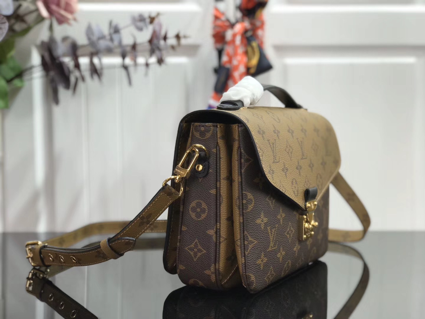 LV POCHETTE METIS M41465