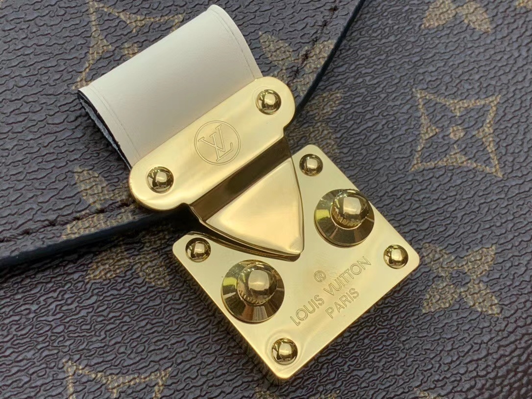 LV POCHETTE METIS M45152