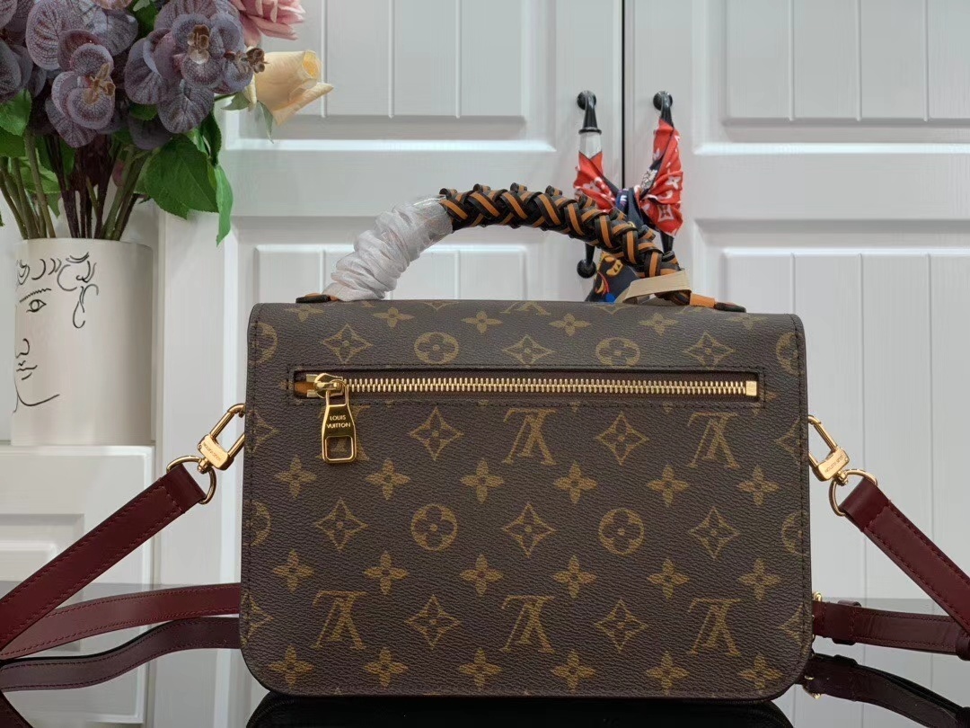 LV POCHETTE METIS M45152