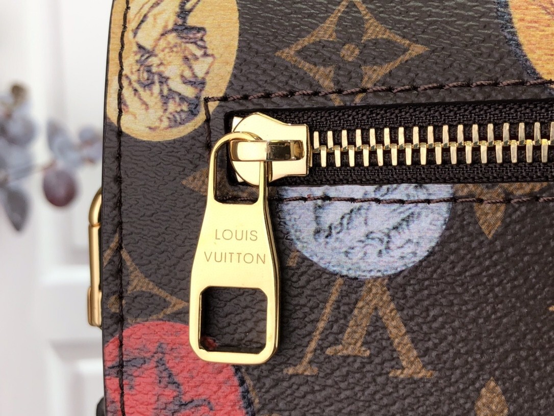 LV POCHETTE METIS M59257