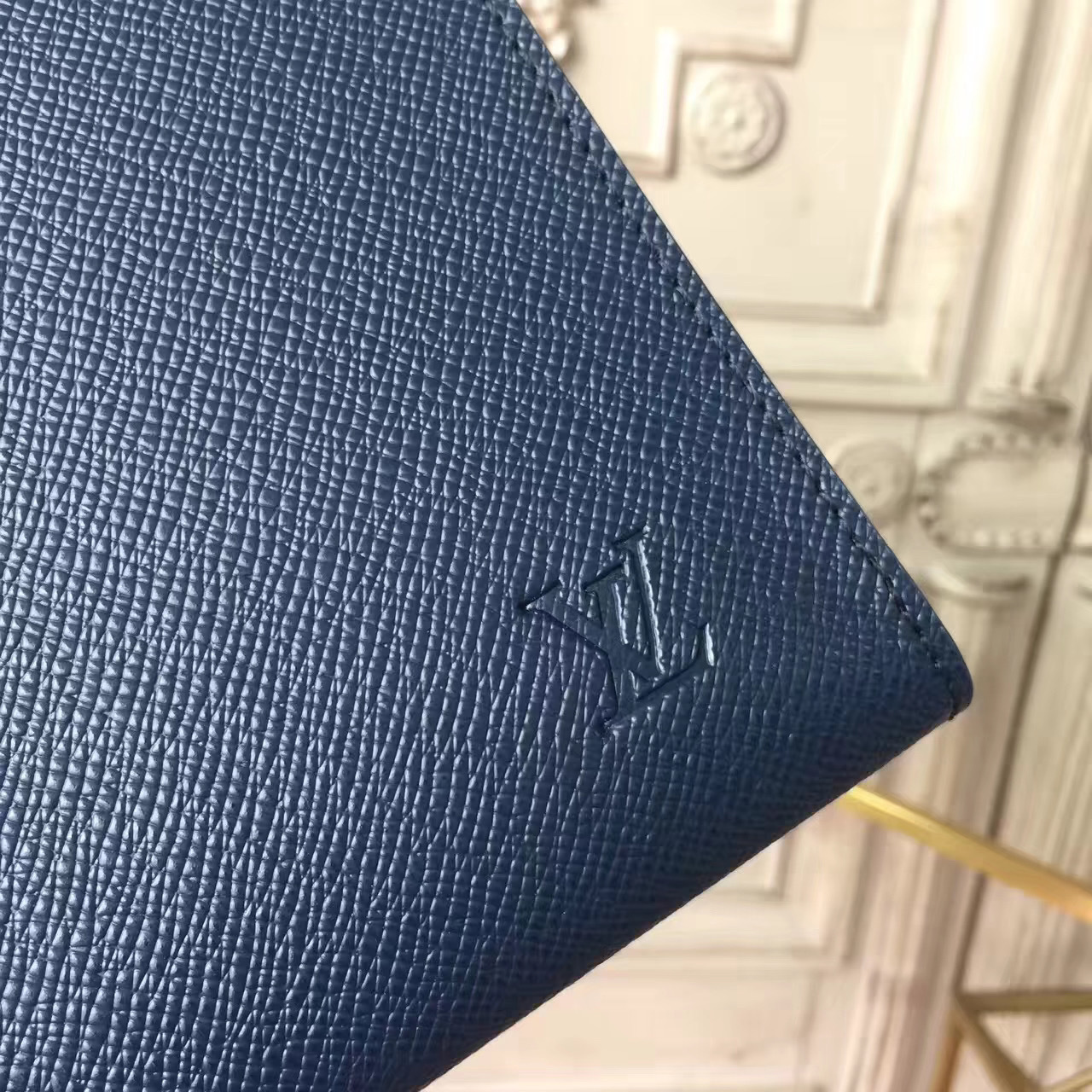 LV POCHETTE VOYAGE MM M30675