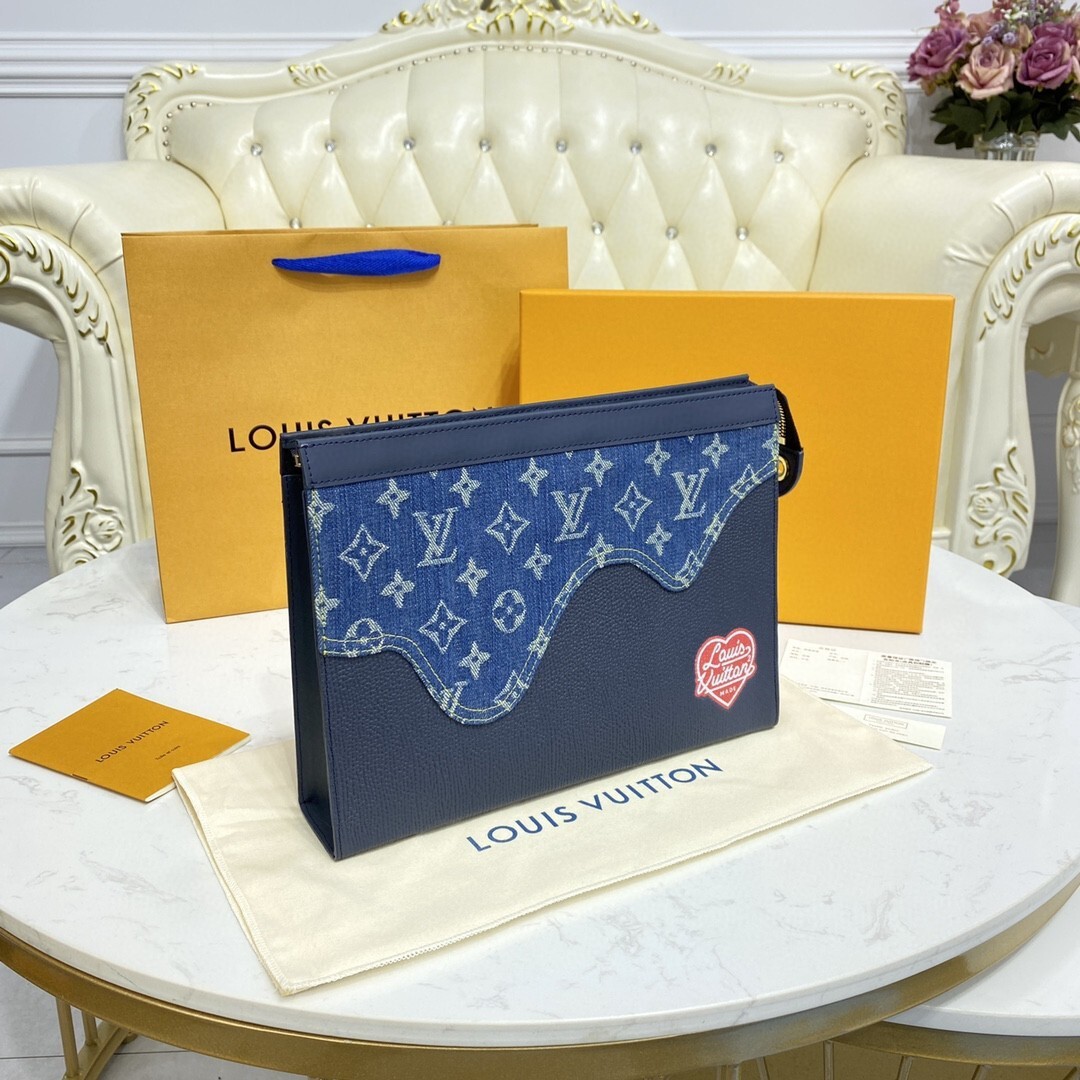 LV POCHETTE VOYAGE MM M45961