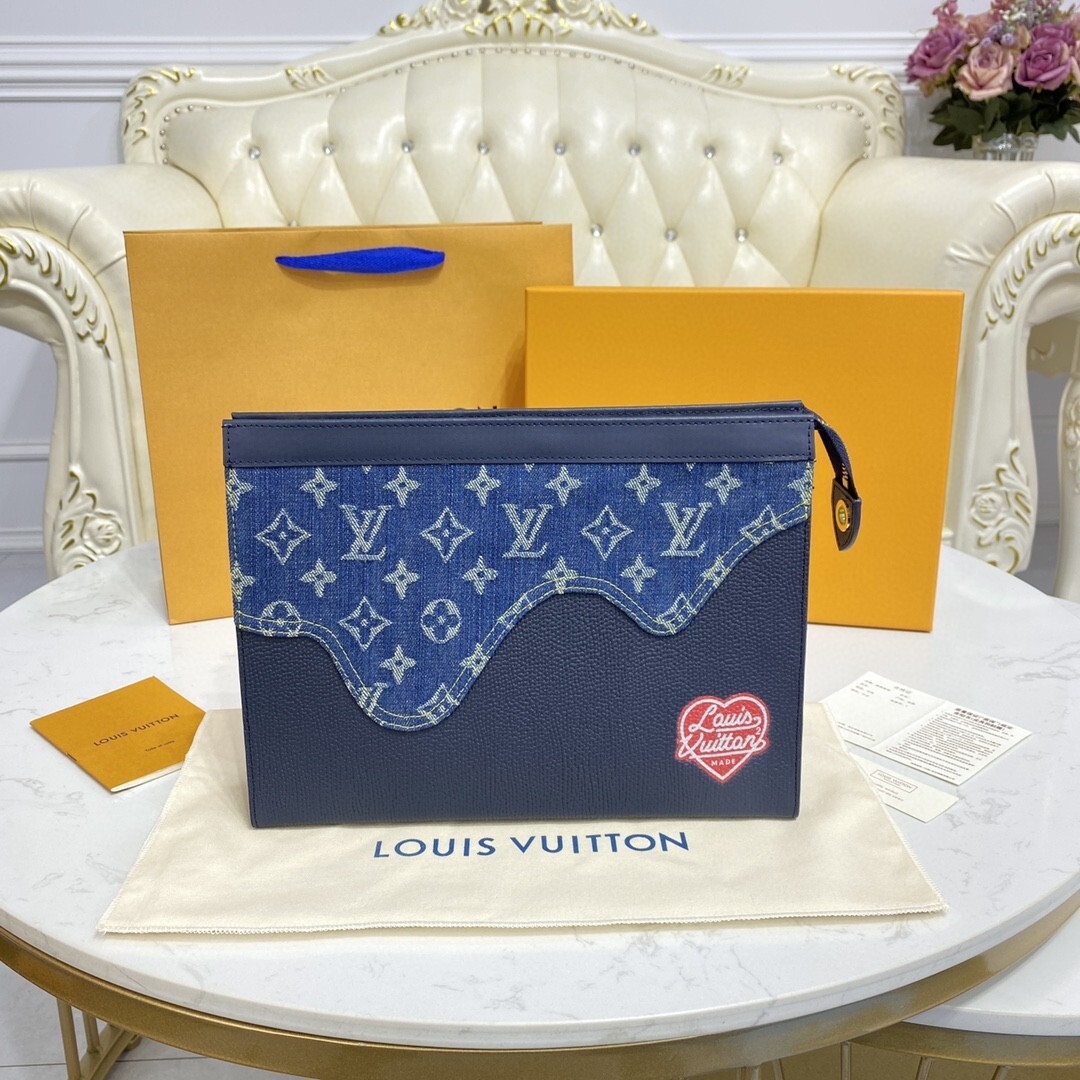 LV POCHETTE VOYAGE MM M45961