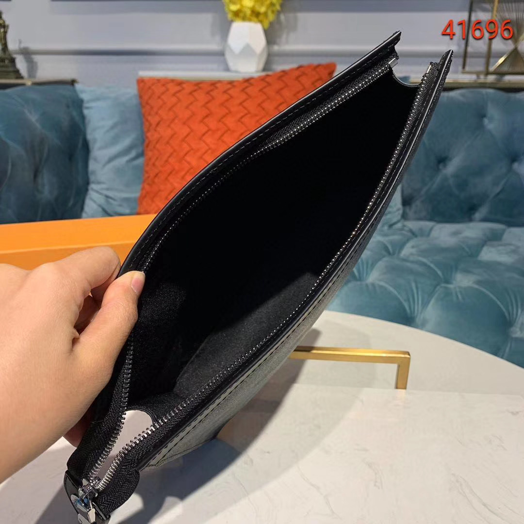 LV POCHETTE VOYAGE MM M61692