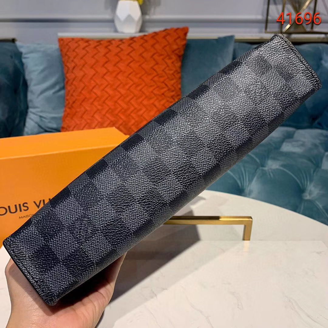 LV POCHETTE VOYAGE MM M61692