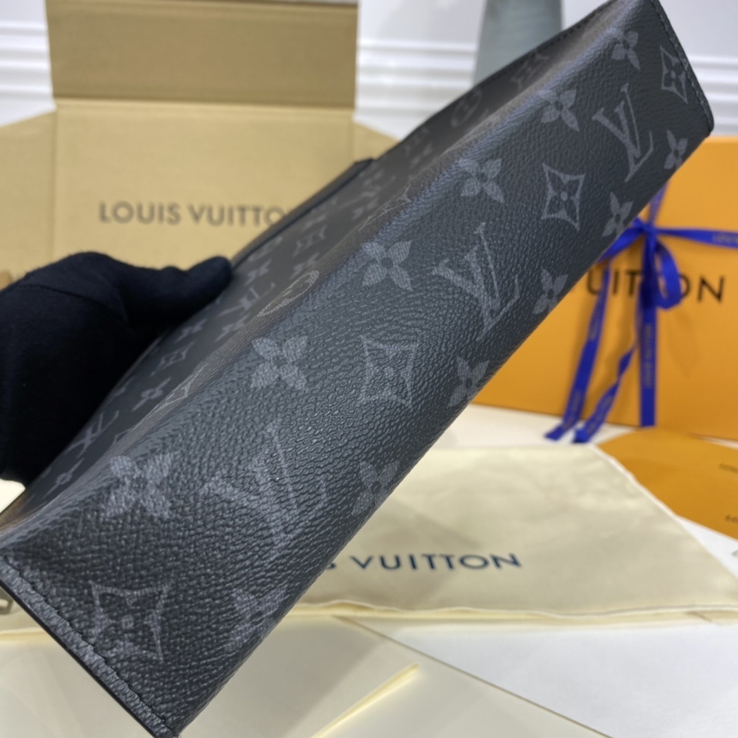LV POCHETTE VOYAGE MM M61692DX