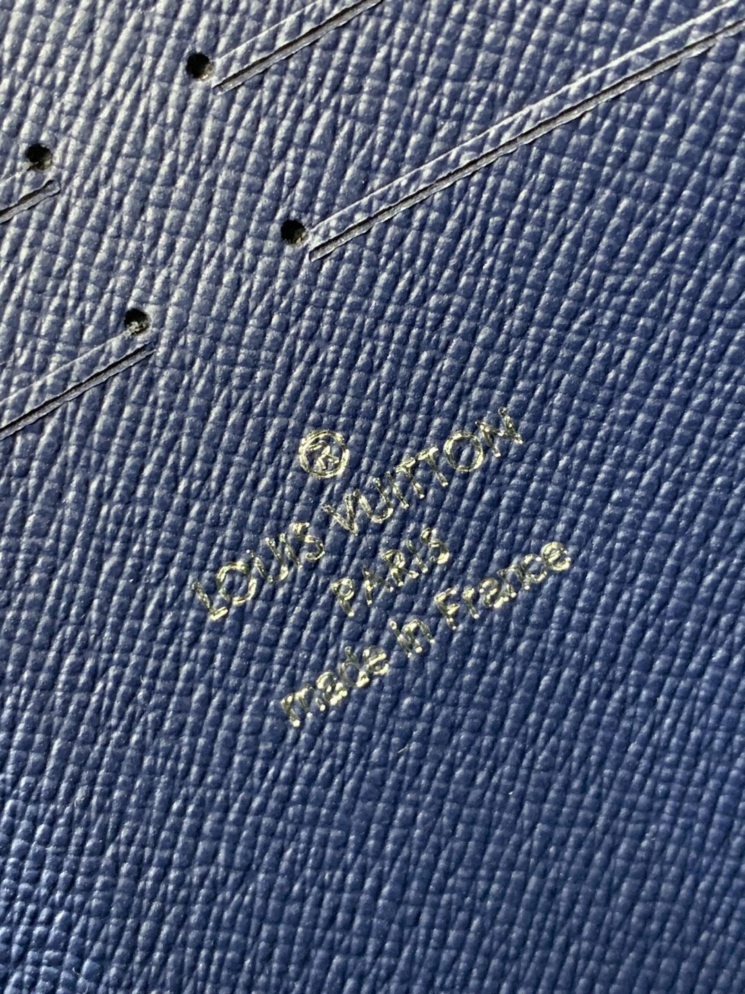 LV POCHETTE VOYAGE MM M81442