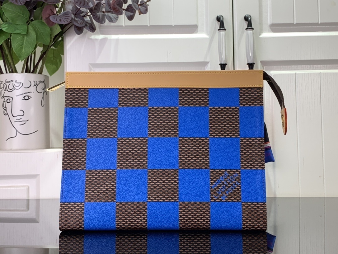 LV Pochette Voyage MM N40539 