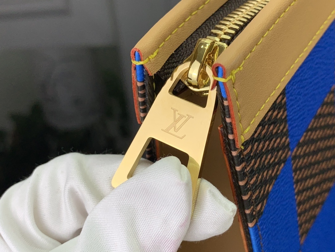 LV Pochette Voyage MM N40539 