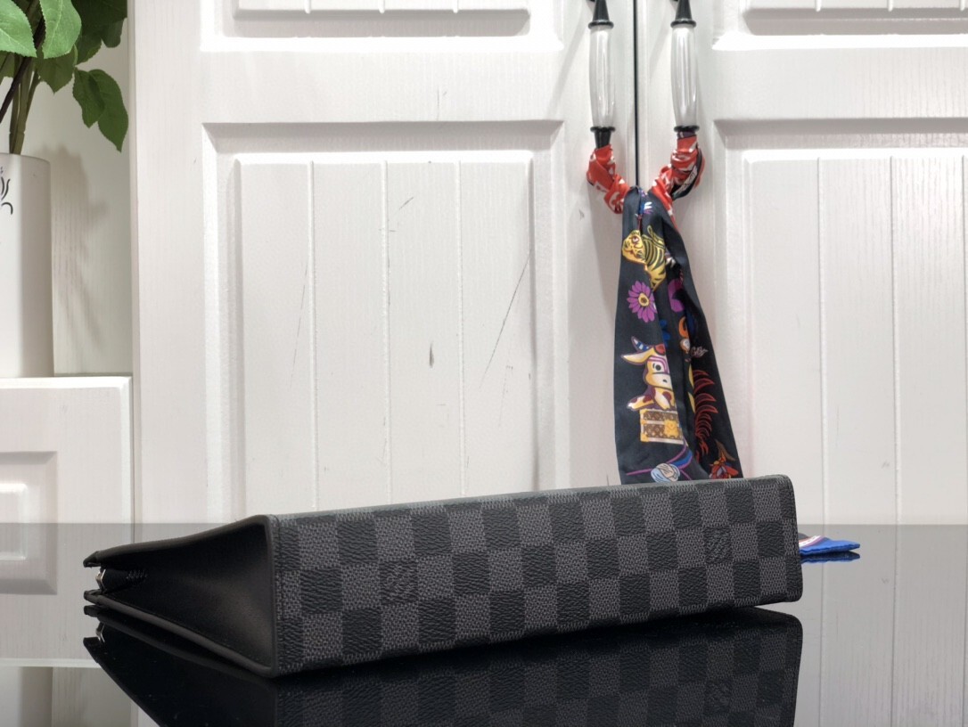 LV POCHETTE VOYAGE MM N64605