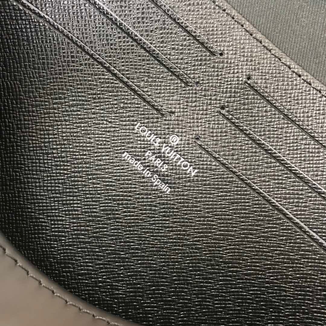 LV POCHETTE VOYAGE N60054