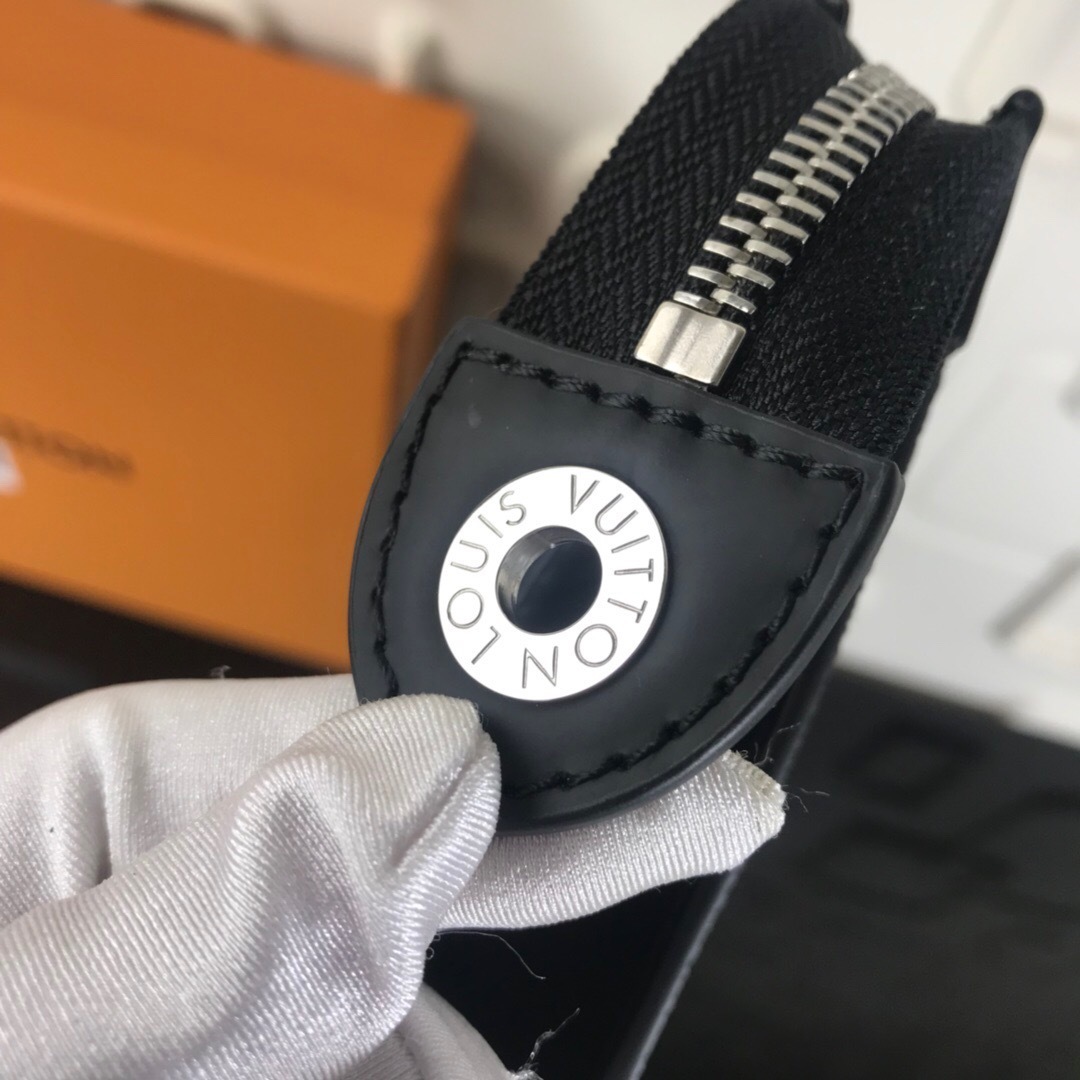 LV POCHETTE VOYAGE N60054