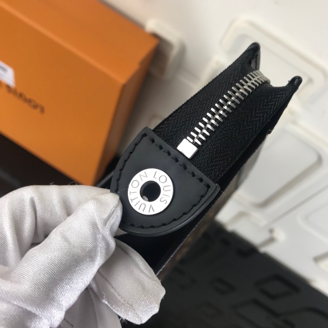 LV POCHETTE VOYAGE N60054