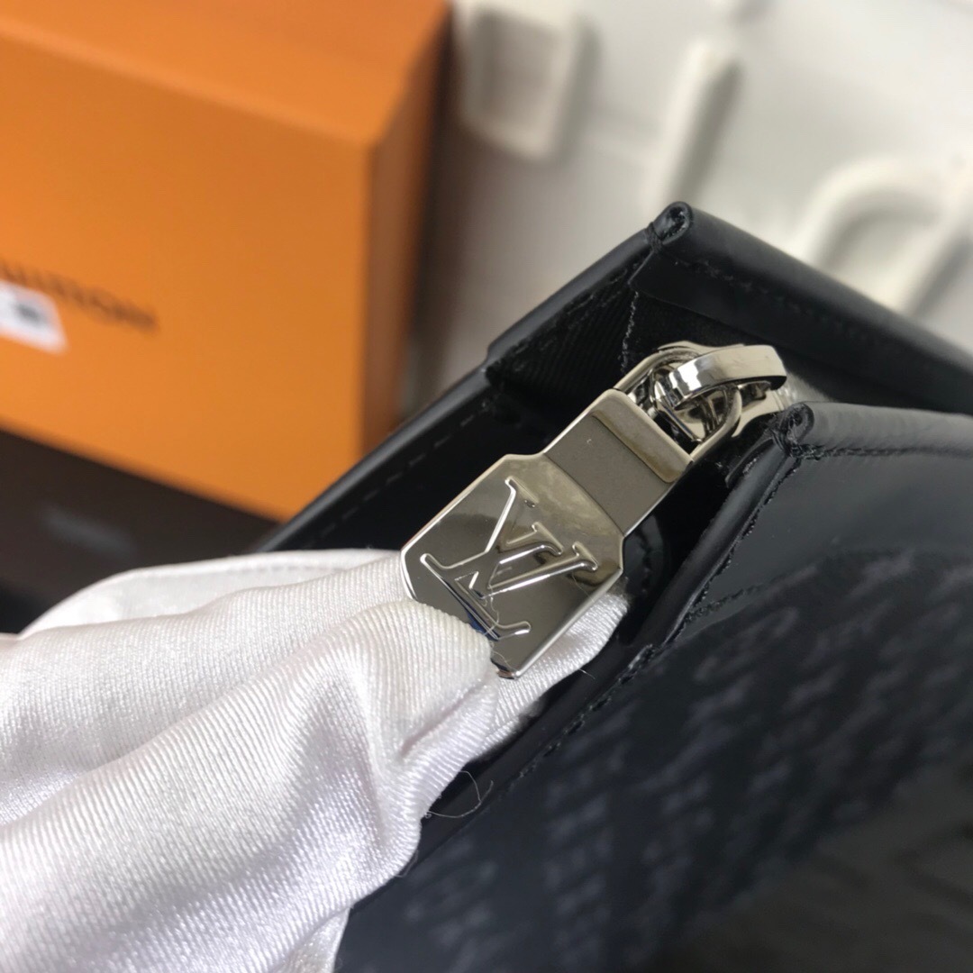 LV POCHETTE VOYAGE N60054