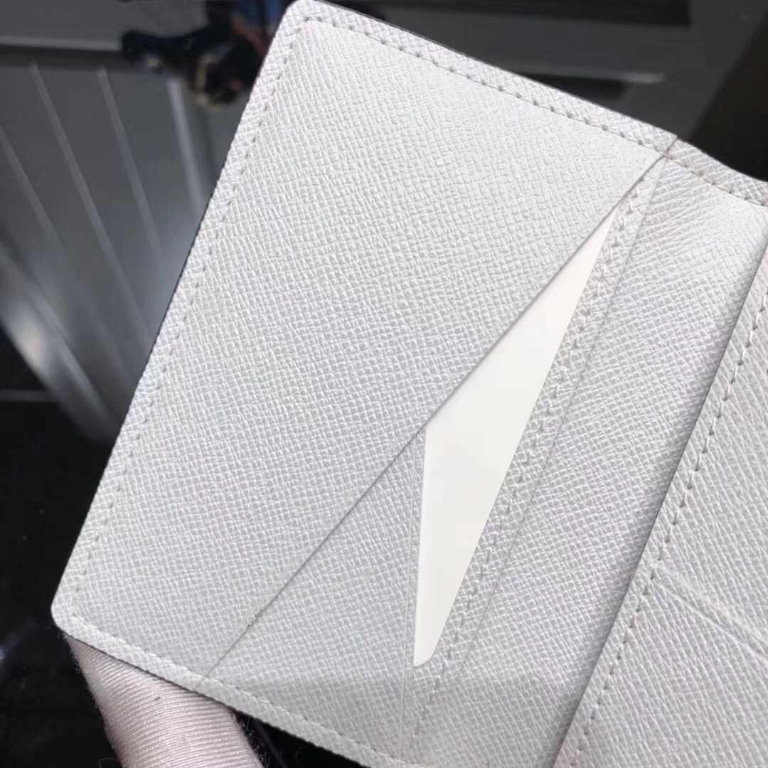 LV POCKET ORGANISER M30301