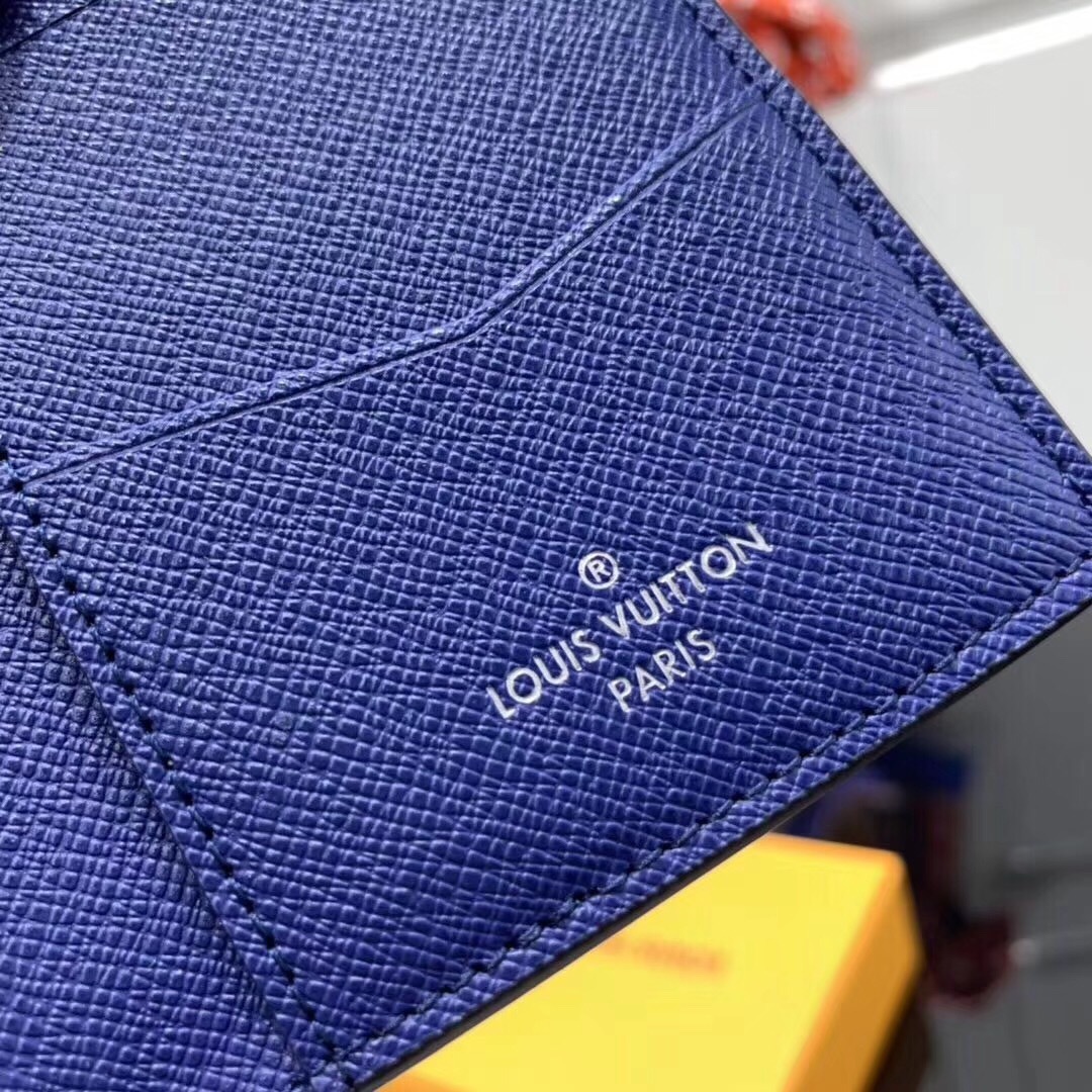 LV POCKET ORGANISER M30301