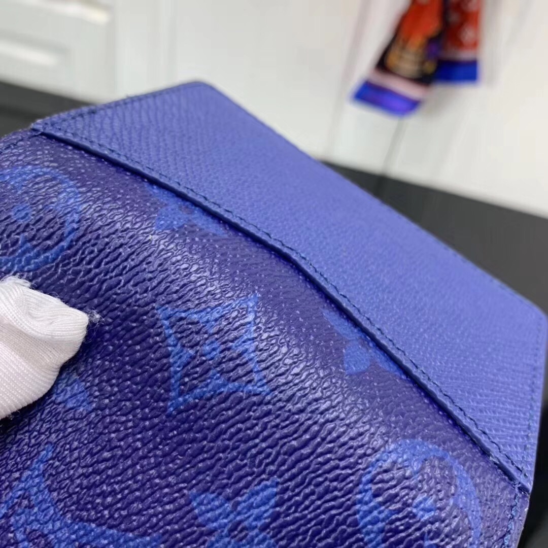 LV POCKET ORGANISER M30301