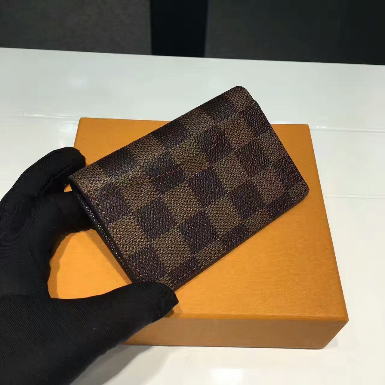 LV Pocket Organiser M60502