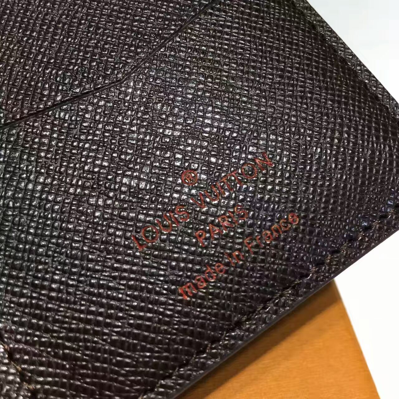 LV Pocket Organiser M60502