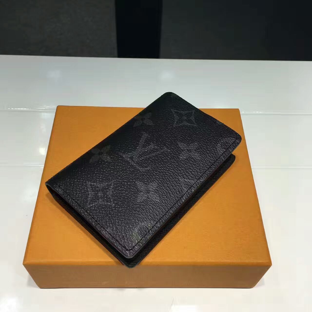 LV Pocket Organiser M60502