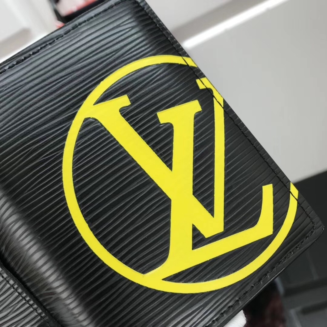 LV POCKET ORGANISER M67904