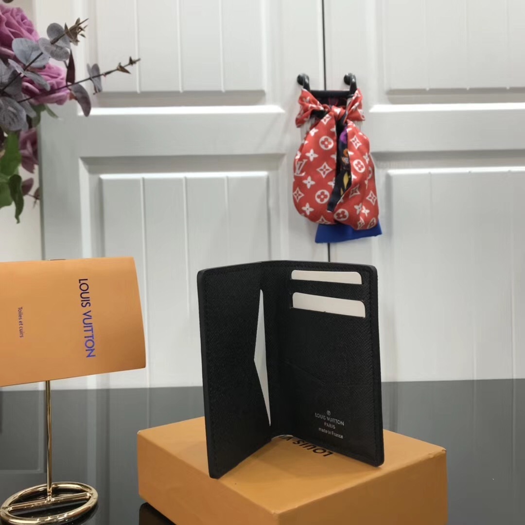 LV POCKET ORGANISER M67904