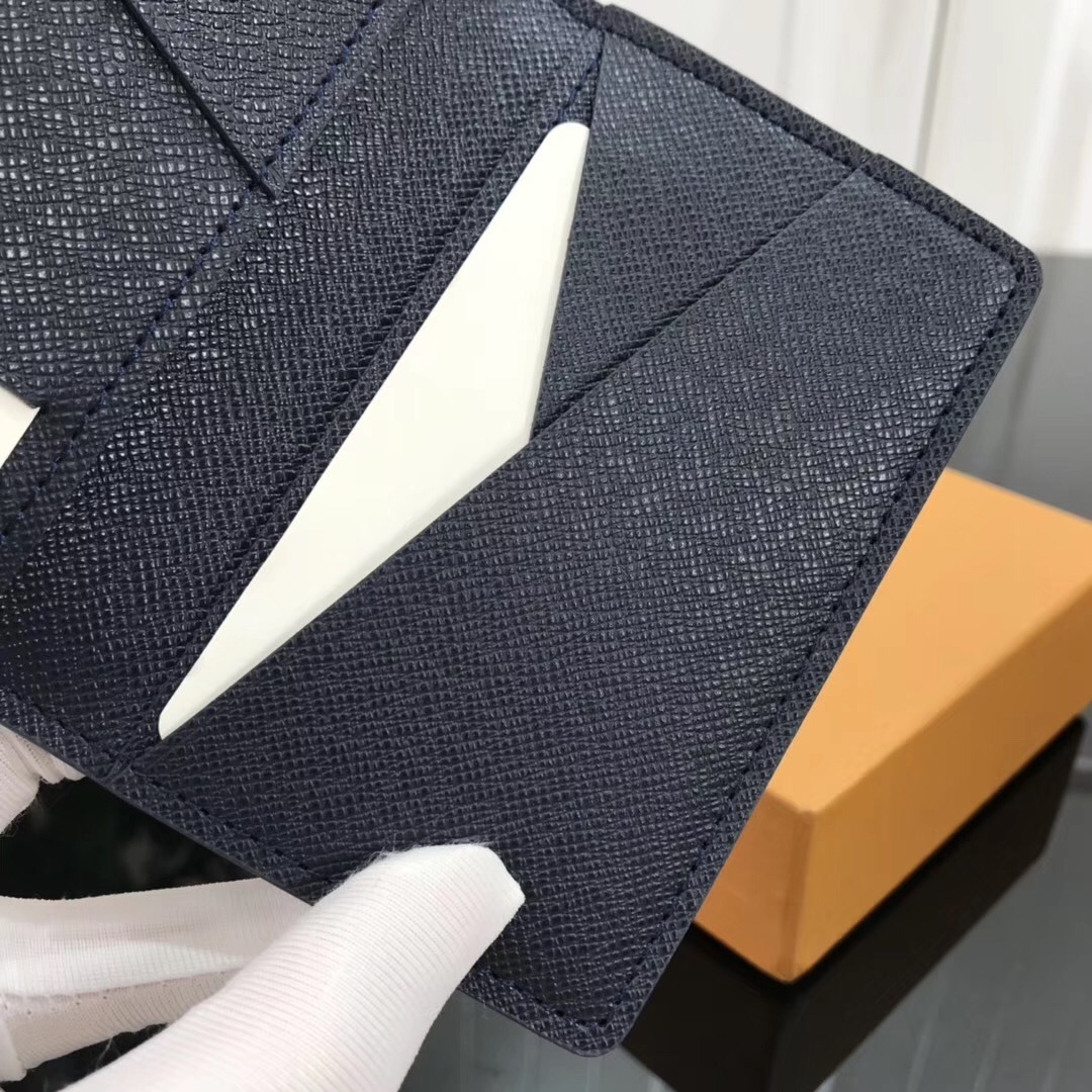 LV POCKET ORGANISER M67904