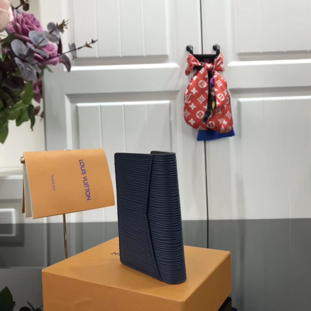 LV POCKET ORGANISER M67904