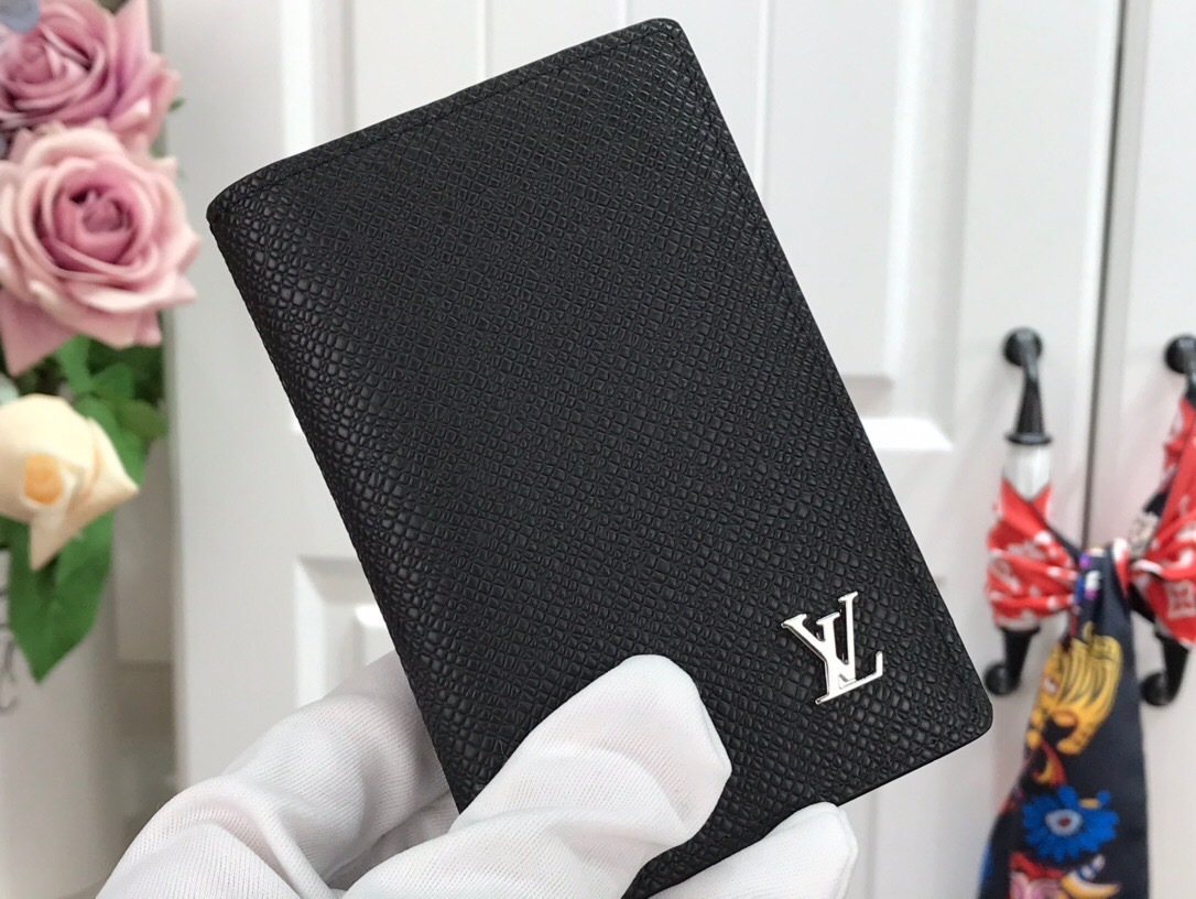LV POCKET ORGANIZER M30283