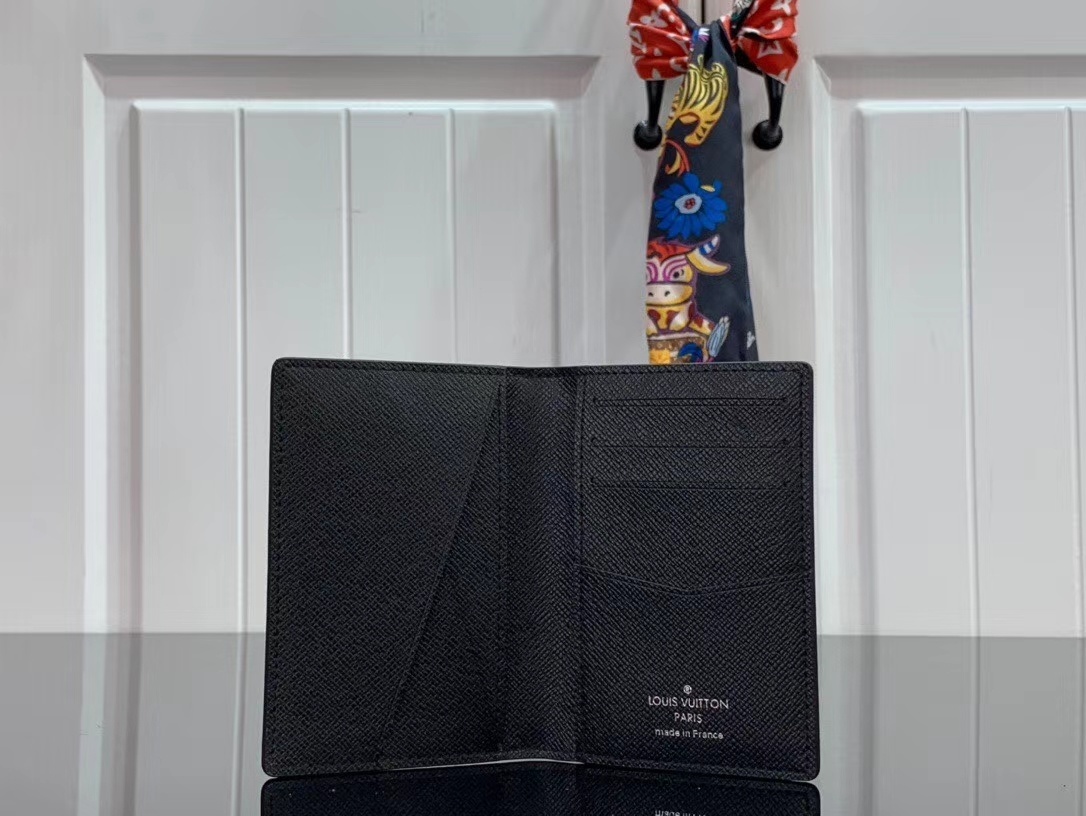 LV POCKET ORGANIZER M61696YY