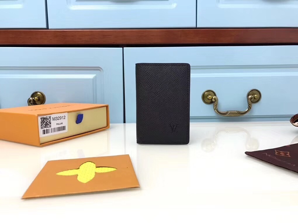 LV POCKET ORGANIZER M63145 