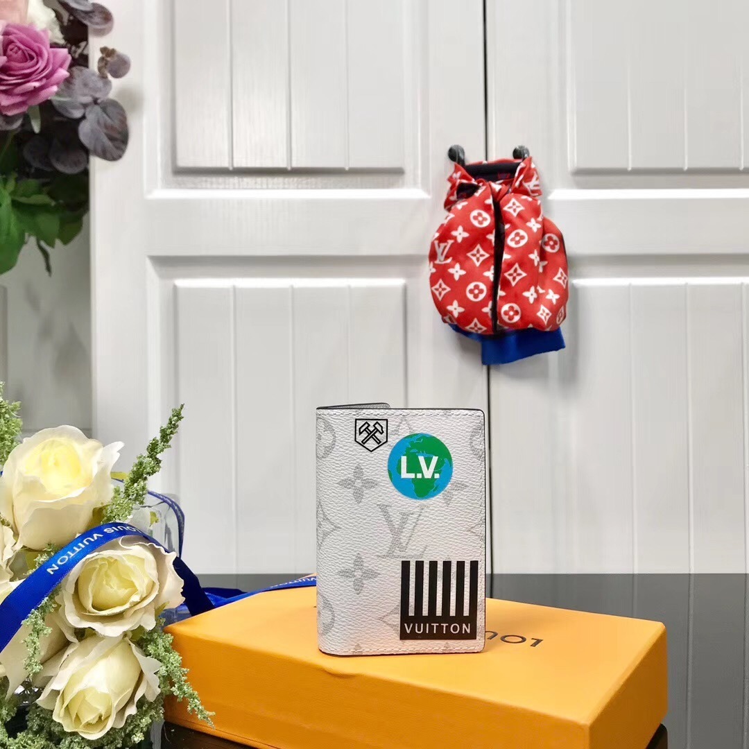 LV POCKET ORGANIZER M67818