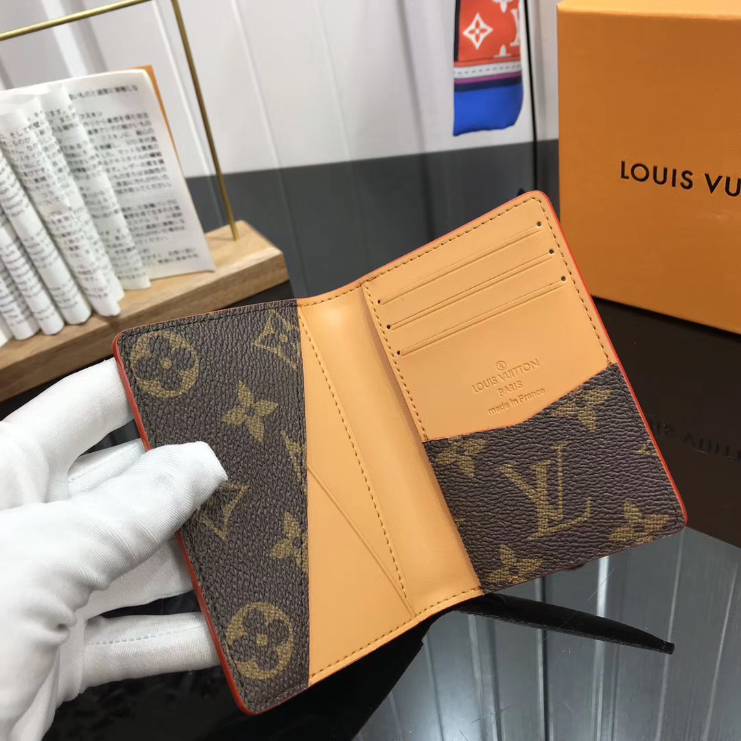 LV POCKET ORGANIZER M68902