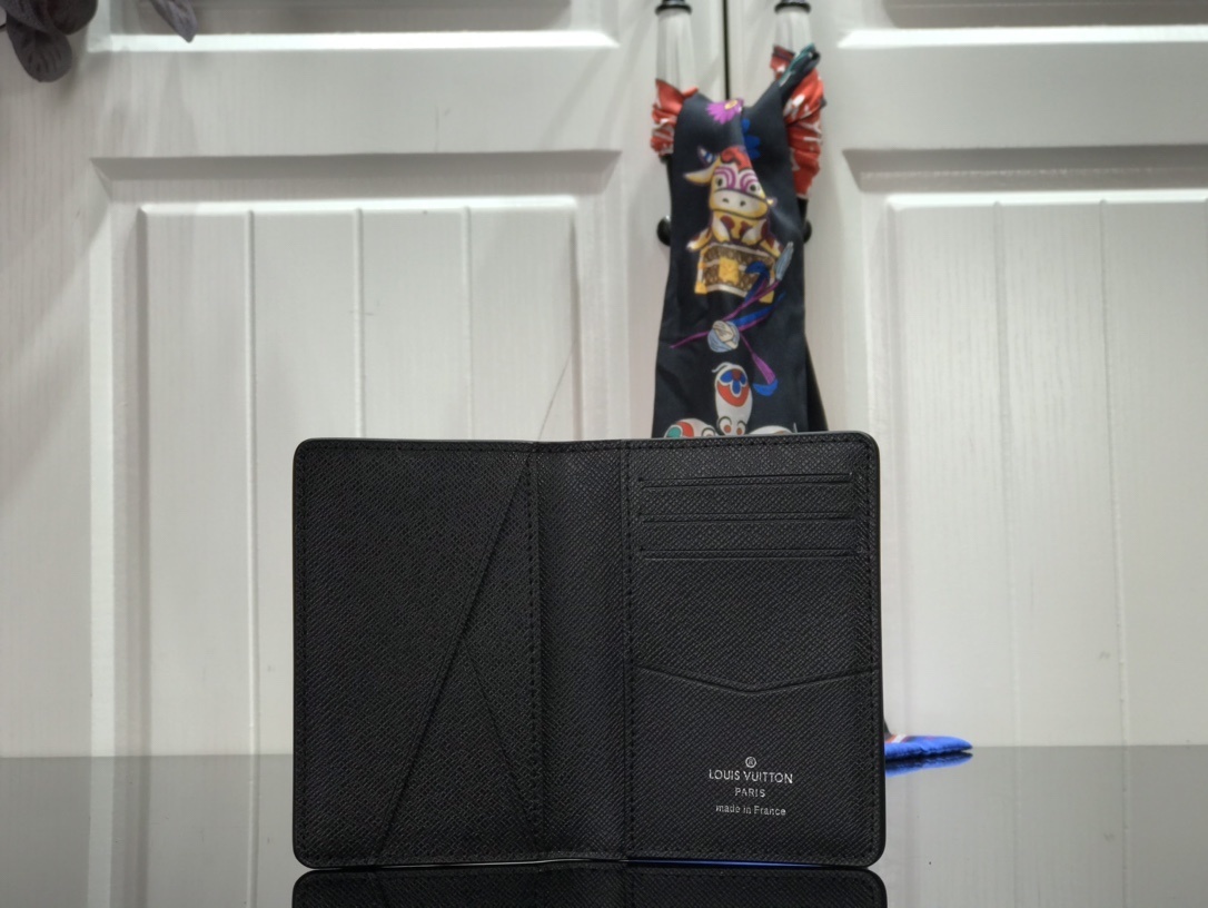 LV POCKET ORGANIZER M69536 