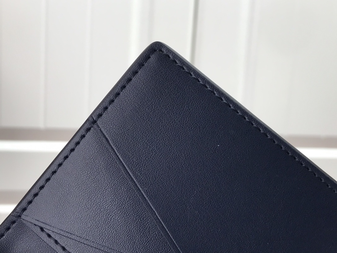 LV POCKET ORGANIZER M80463 