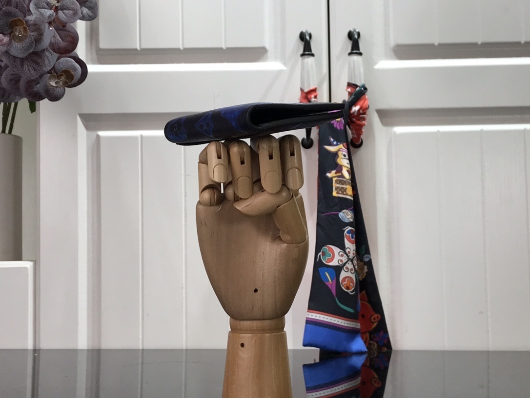 LV POCKET ORGANIZER M80463 