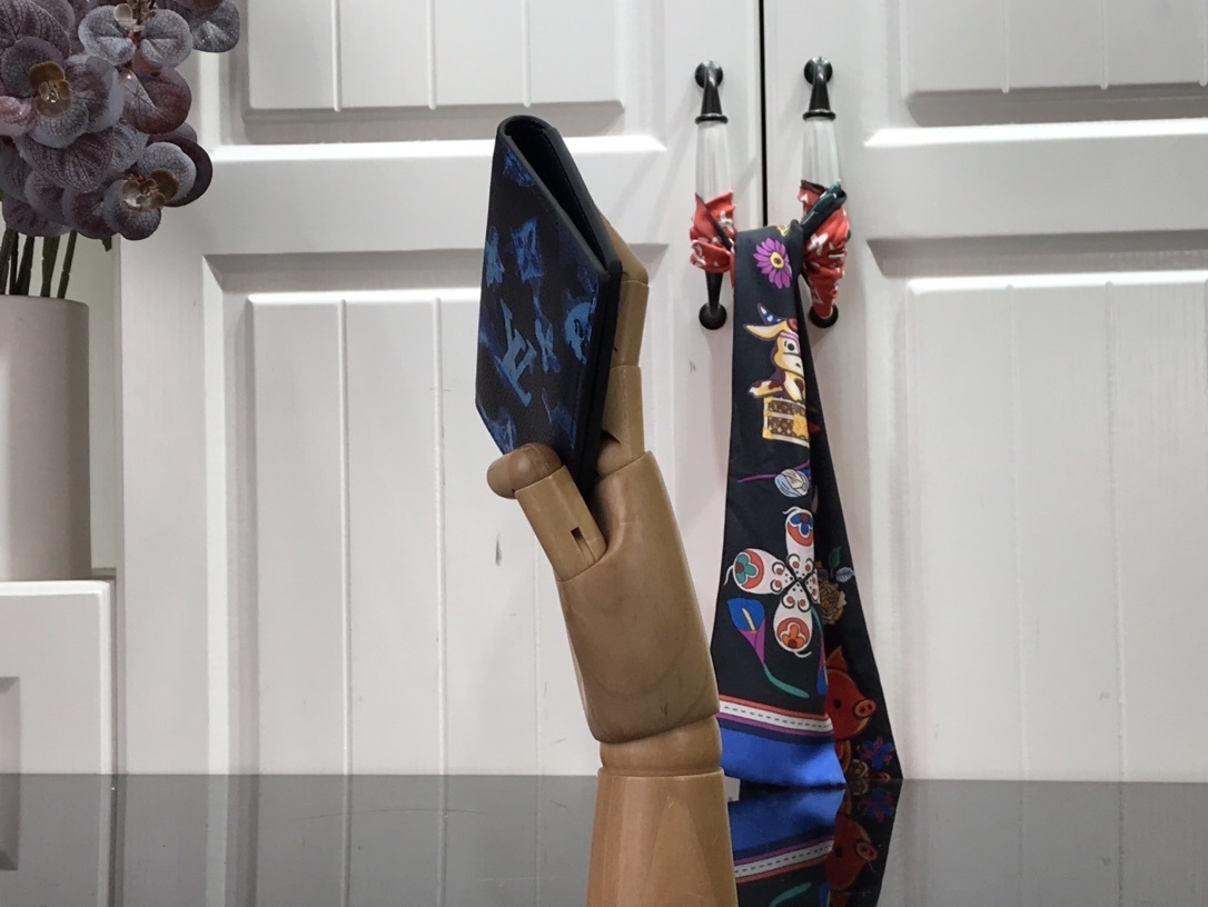 LV POCKET ORGANIZER M80463 