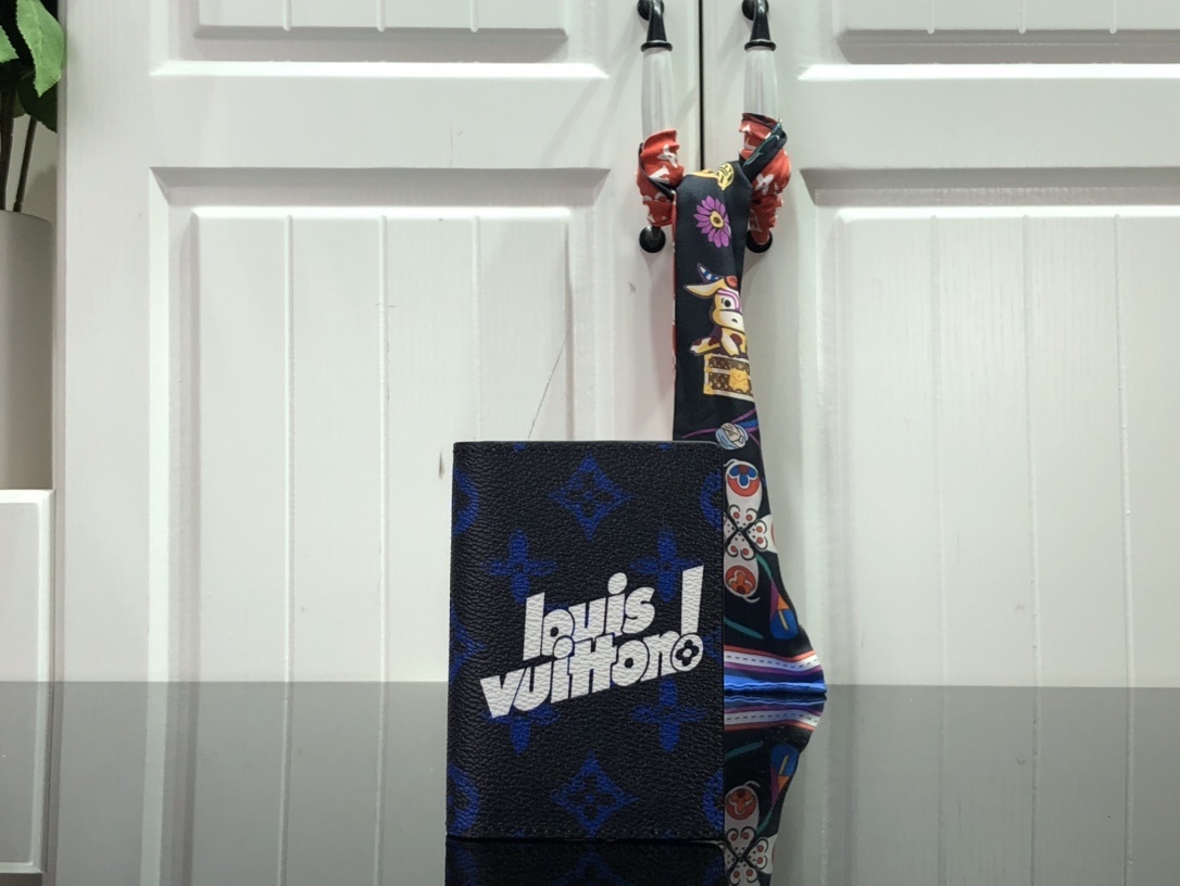 LV POCKET ORGANIZER M80798 