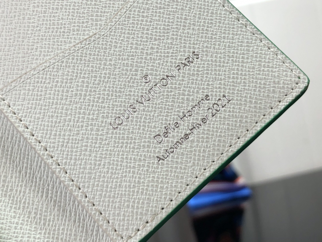 LV POCKET ORGANIZER M80798 