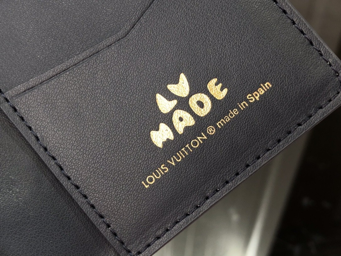 LV POCKET ORGANIZER M81015 