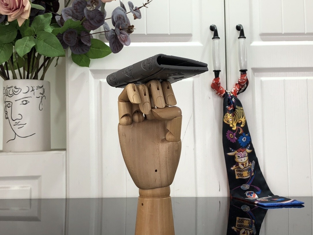 LV POCKET ORGANIZER M81382