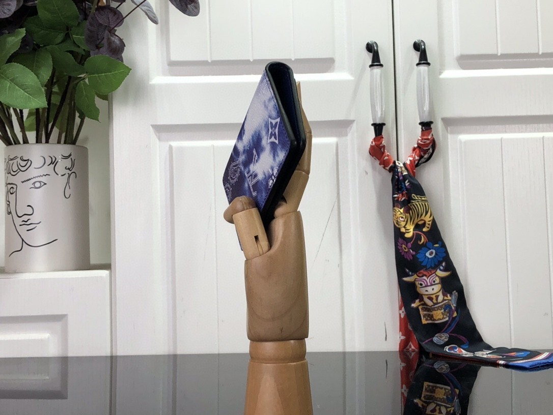 LV POCKET ORGANIZER M81413