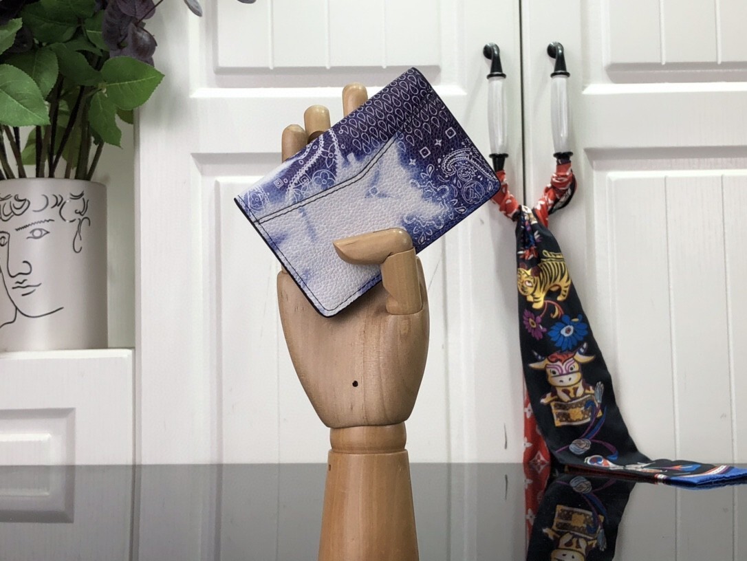 LV POCKET ORGANIZER M81413