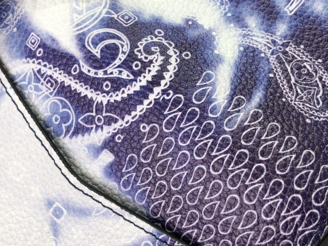 LV POCKET ORGANIZER M81413