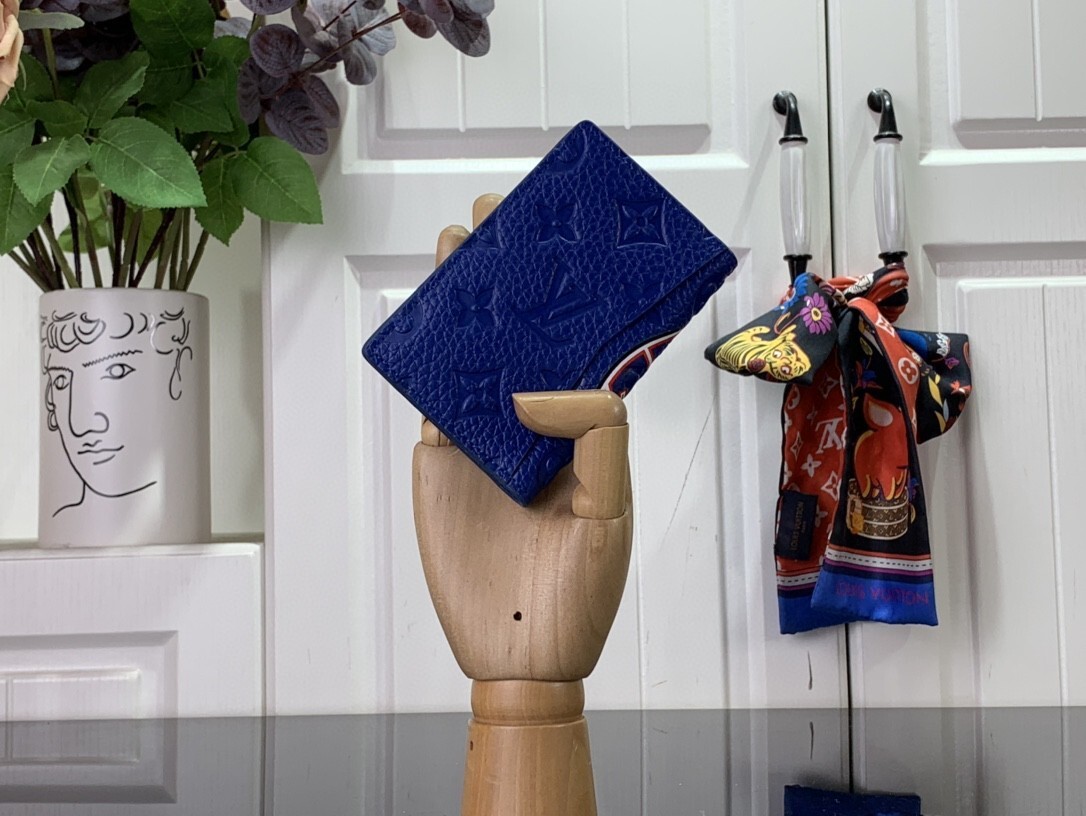 LV POCKET ORGANIZER M81663