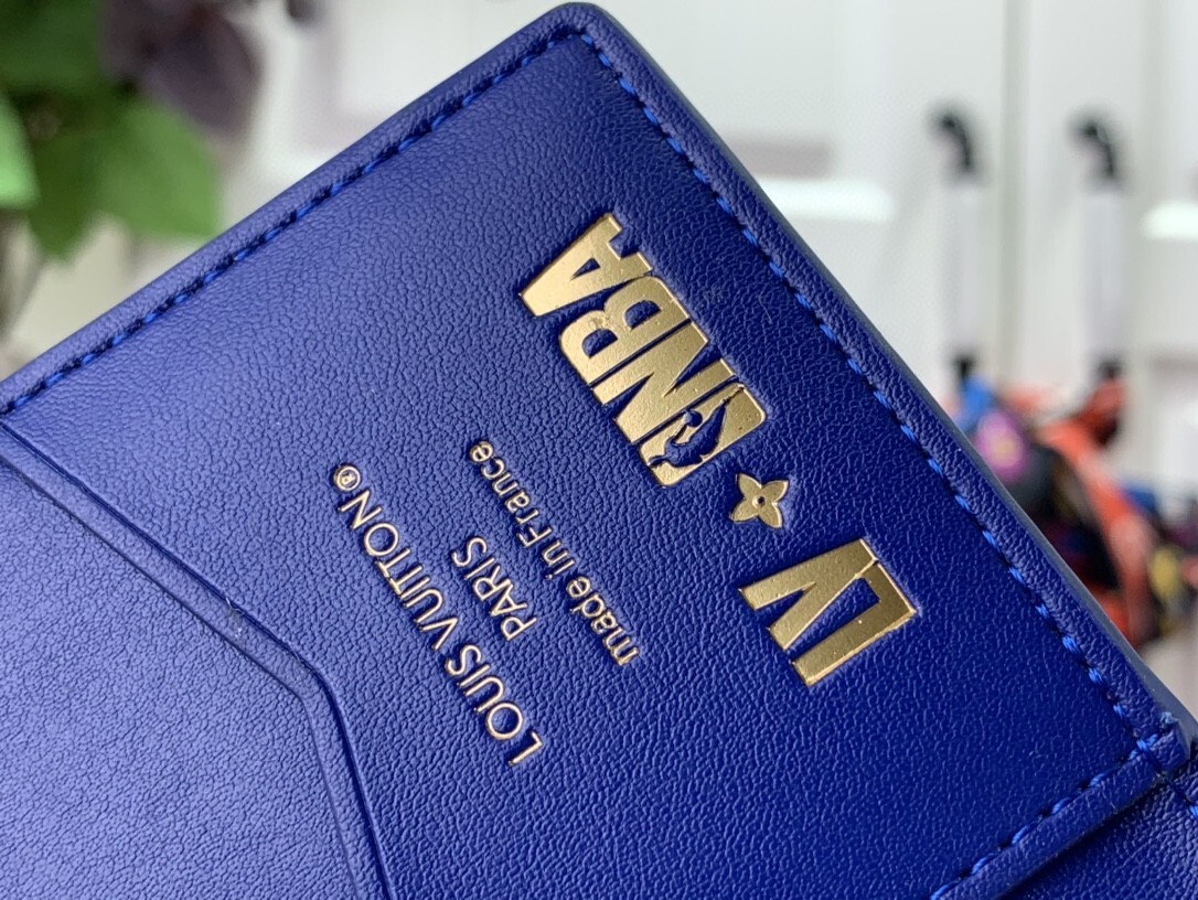 LV POCKET ORGANIZER M81663