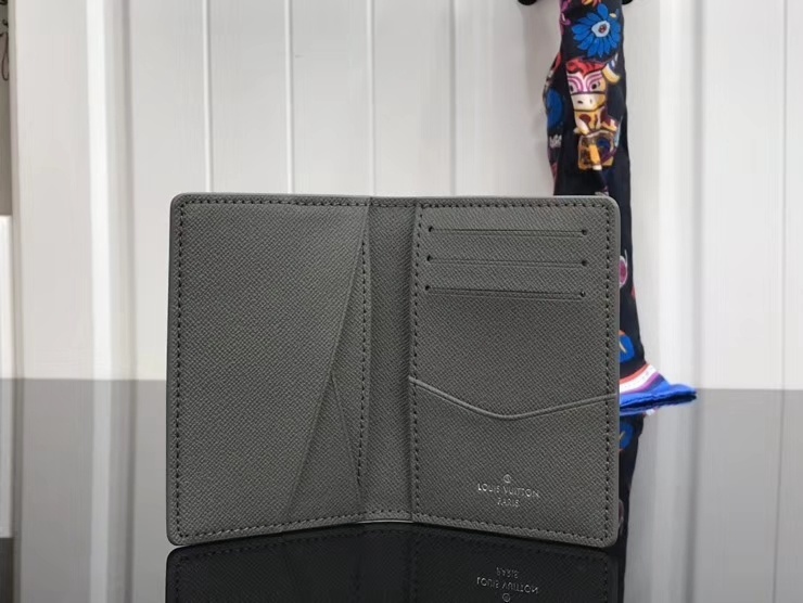 LV POCKET ORGANIZER N60301