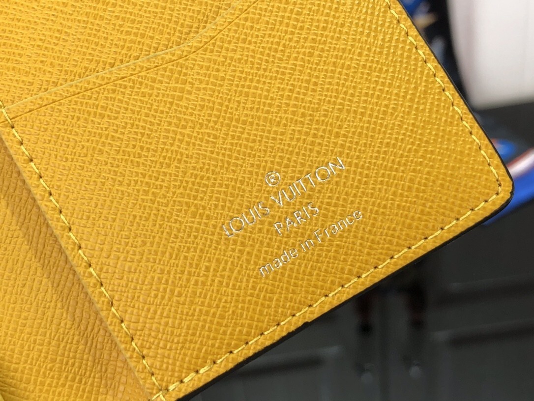 LV POCKET ORGANIZER N64602 