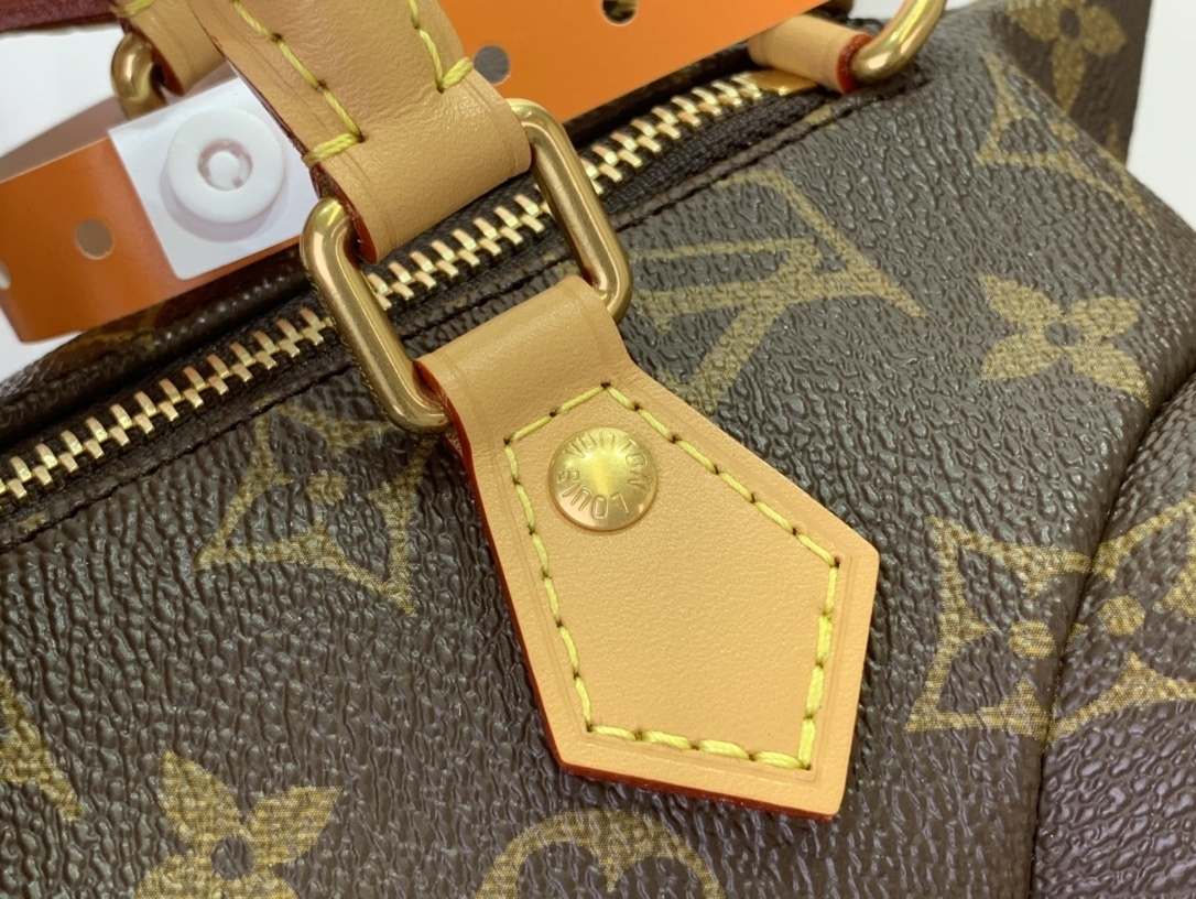 LV POOCH BAG M12617 