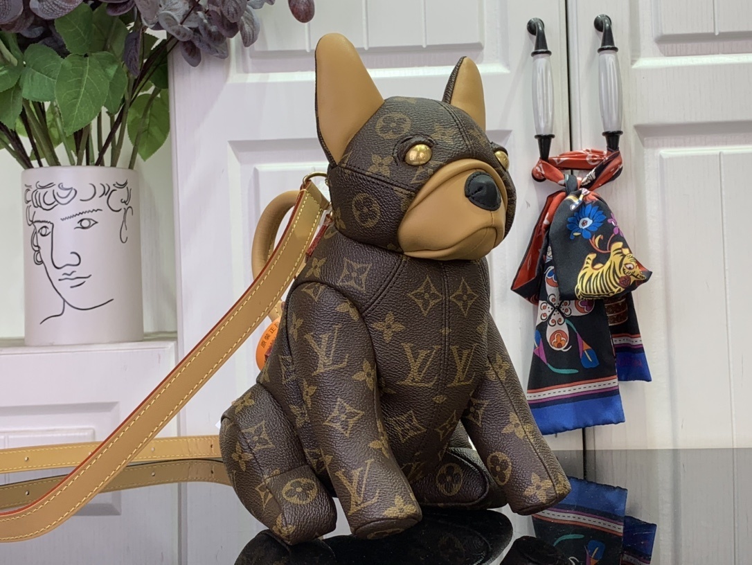 LV POOCH BAG M12617 